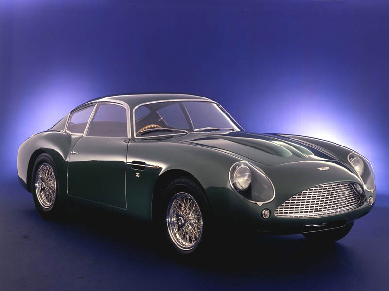 Aston Martin DB4